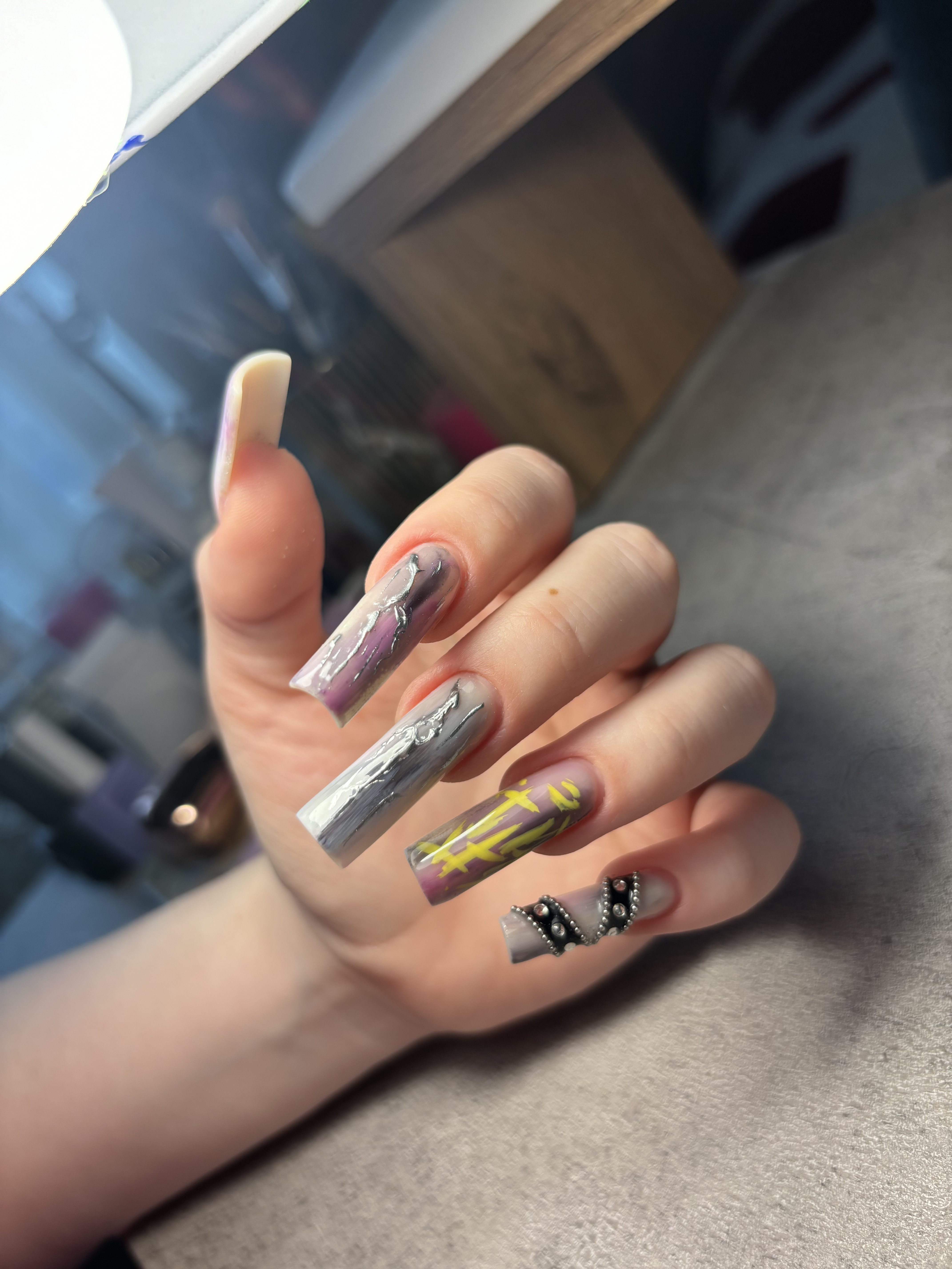 Профессиональный маникюр в Санкт-Петербурге, гель-лак покрытие