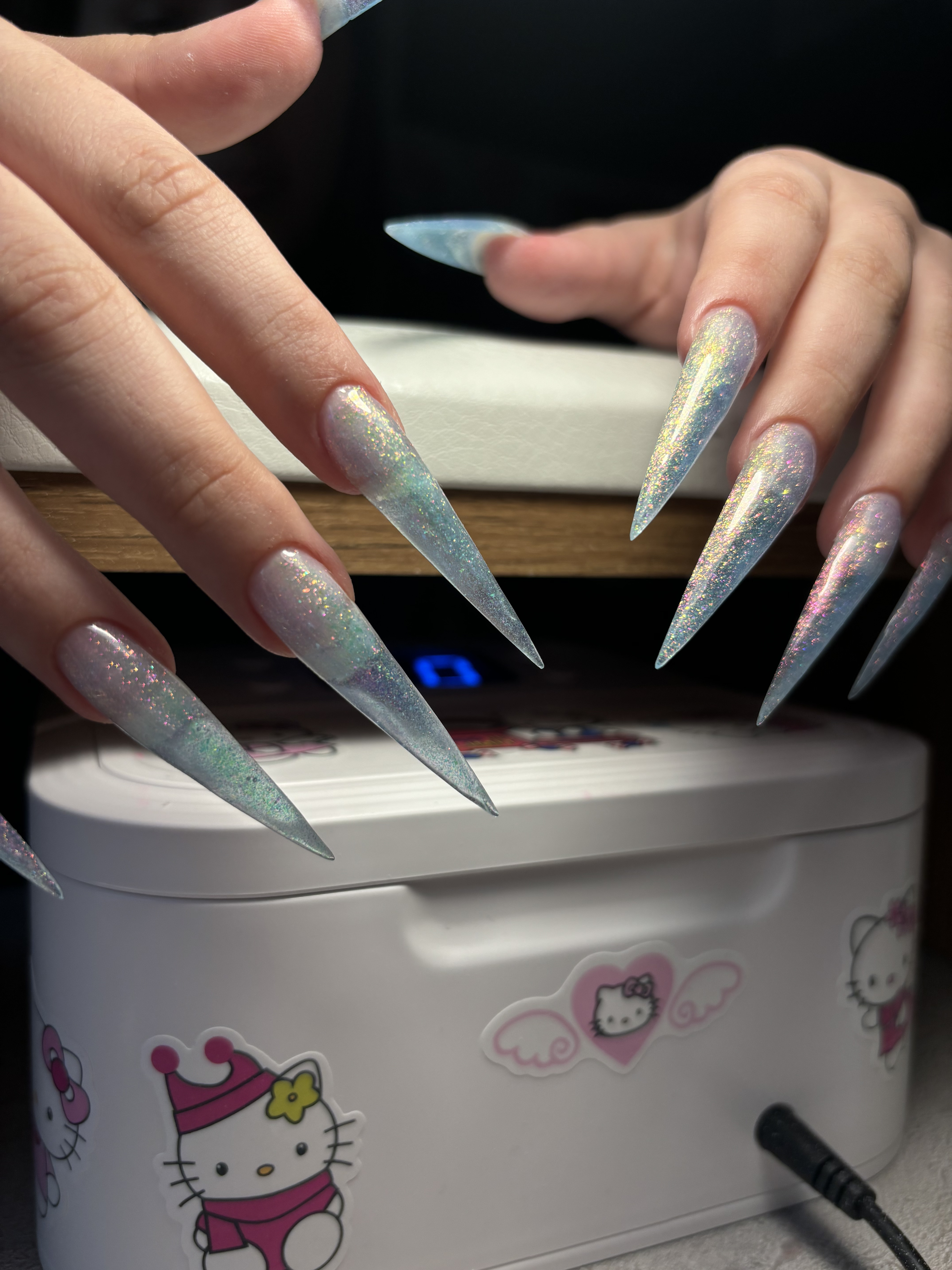 Маникюр метро Проспект Большевиков, уникальный дизайн ногтей